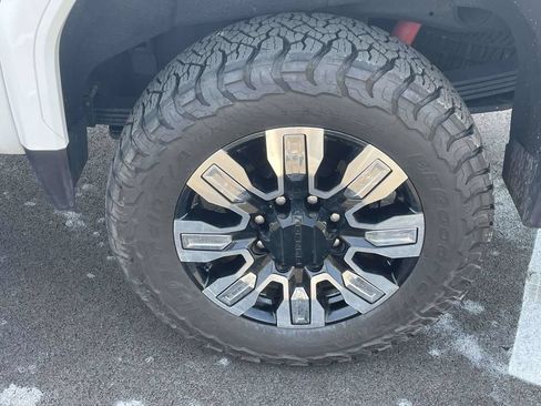 Used 2026 GMC Sierra 2500 Denali w/ Denali Reserve Package AWD/4WD image 9