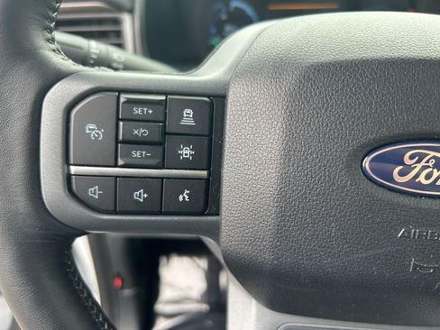 Used 2024 Ford F150 Lightning Flash image 17