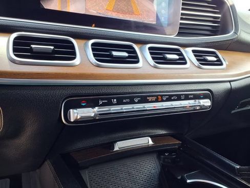 Used 2020 Mercedes-Benz GLS 450 4MATIC image 15