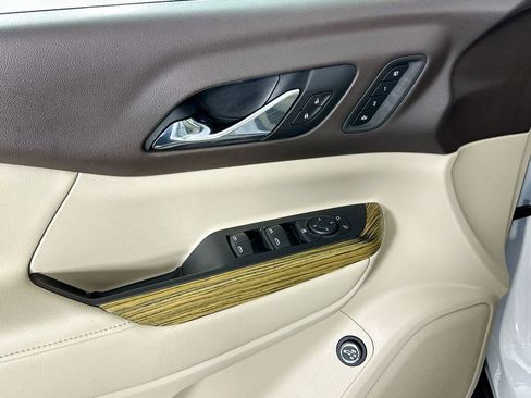 Used 2018 GMC Acadia Denali w/ Technology Package image 18