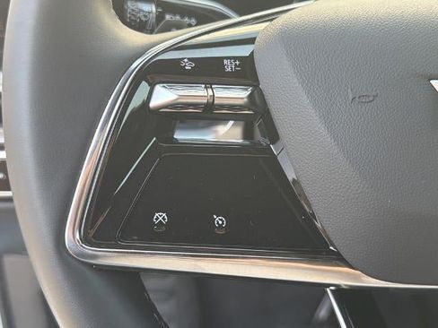 Certified 2024 Cadillac Lyriq Tech AWD/4WD image 28