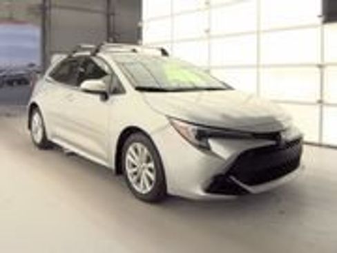 Used 2023 Toyota Corolla SE FWD image 4