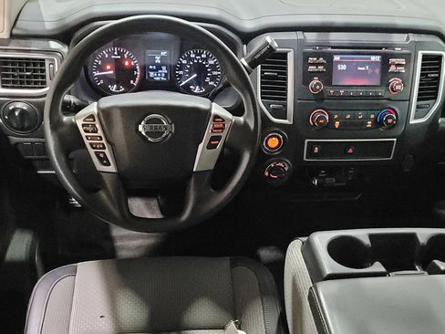 Used 2018 Nissan Titan S w/ S Utility Package image 22