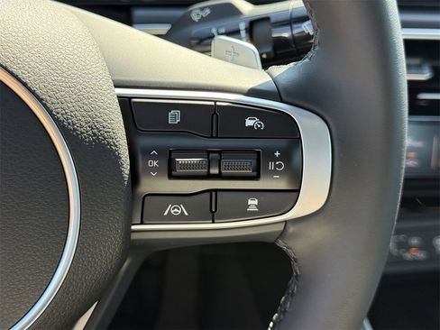 New 2026 Kia K5 EX image 28
