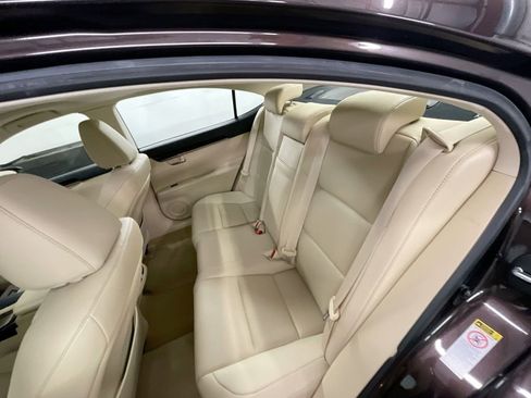 Used 2013 Lexus ES 350 4dr Sdn image 24