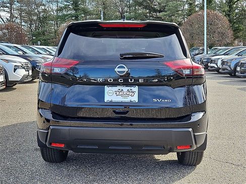 Certified 2024 Nissan Rogue SV image 6