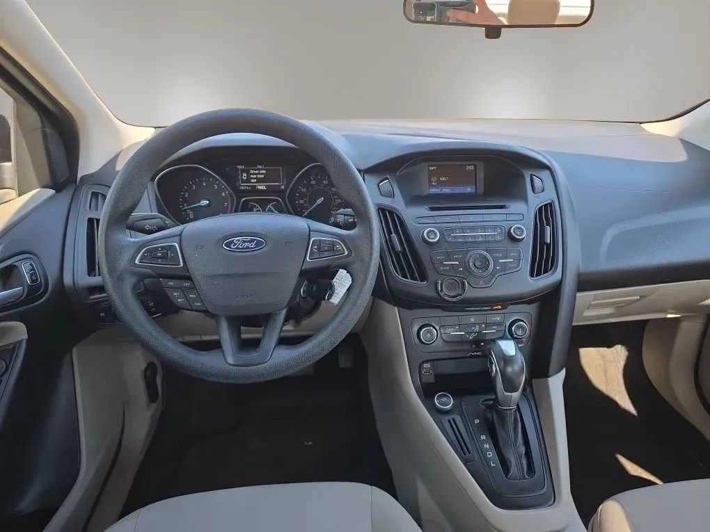 Used 2015 Ford Focus SE FWD image 9