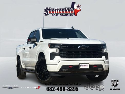 Used 2023 Chevrolet Silverado 1500 RST w/ Redline Edition AWD/4WD image 1