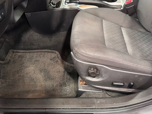 Used 2011 Ford Fusion SE w/ 201A Rapid Spec Order Code image 11