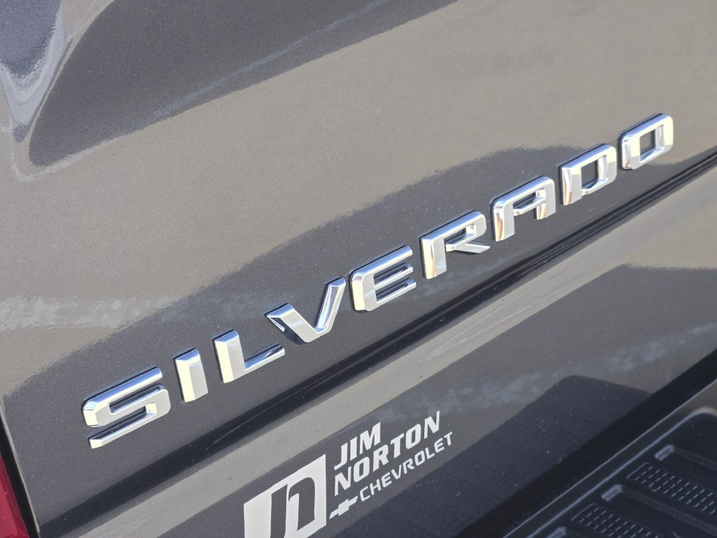 Used 2021 Chevrolet Silverado 1500 LT RWD image 11
