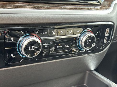 New 2026 GMC Sierra 1500 Elevation w/ LPO, Elevation Black Package image 12