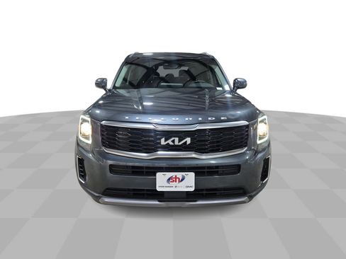 Used 2022 Kia Telluride EX w/ Towing Package FWD image 3