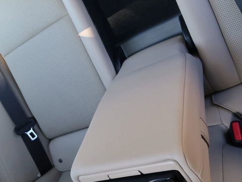 Used 2019 Lexus IS 300 image 37