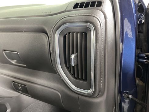 Used 2020 Chevrolet Silverado 1500 High Country w/ Technology Package image 19