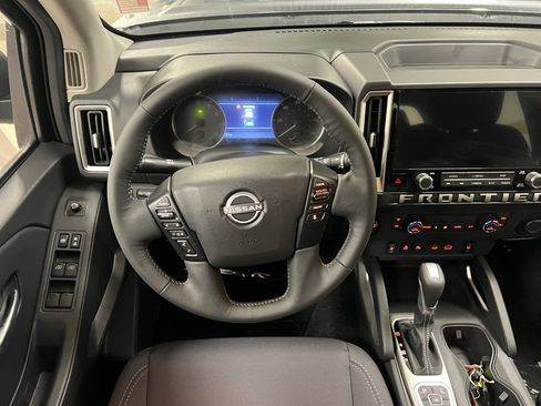 New 2026 Nissan Frontier SV w/ SV Convenience Package AWD/4WD image 10