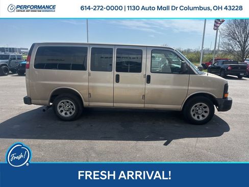 Used 2007 Chevrolet Express 3500 image 3