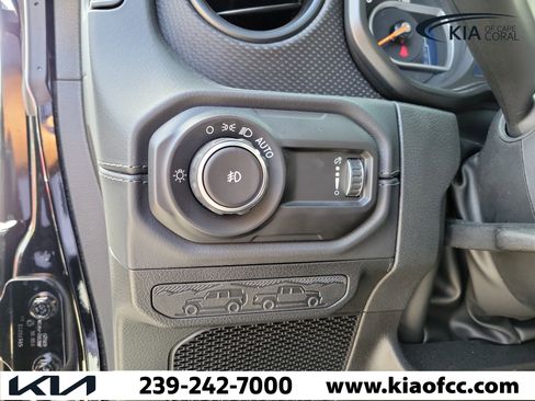 Used 2026 Jeep Wrangler Unlimited Rubicon 392 w/ Quick Order Package 27X Moab AWD/4WD image 24