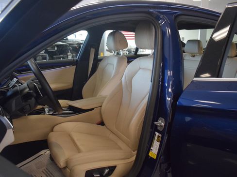 Used 2019 BMW 530i w/ Convenience Package image 53