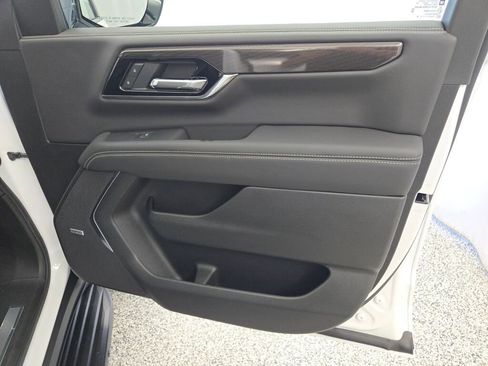New 2026 GMC Yukon XL Elevation w/ Elevation Premium Package image 6