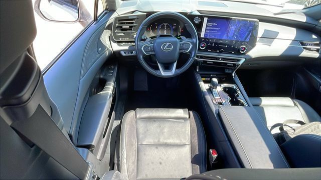 Used 2023 Lexus RX 350 AWD/4WD image 13