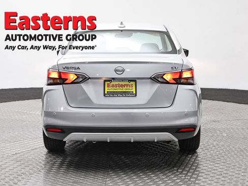 Used 2023 Nissan Versa SV FWD image 6