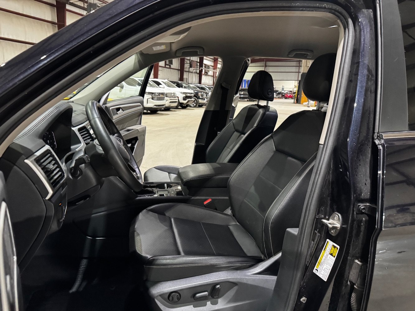 Used 2022 Volkswagen Atlas SE FWD image 14