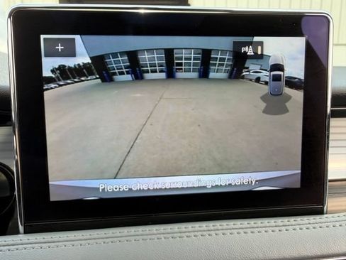 Used 2021 Lincoln Corsair AWD w/ Premium Package image 39