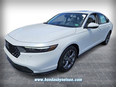 New 2025 Honda Accord EX-L image 3