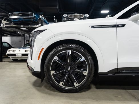 Used 2025 Cadillac Escalade IQ Sport 1 image 2