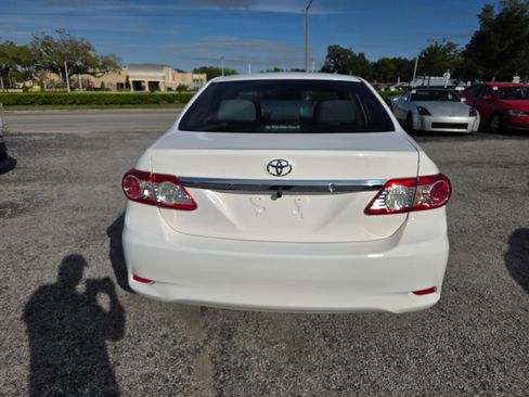 Used 2011 Toyota Corolla LE image 6