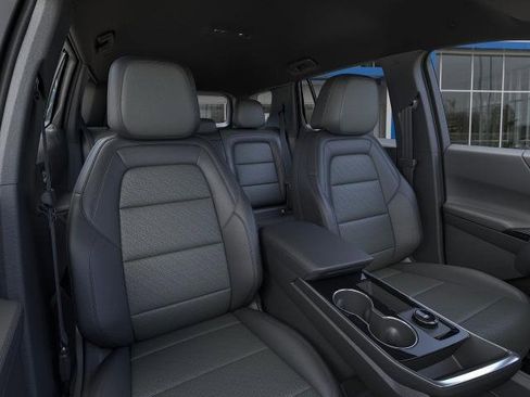 New 2026 Chevrolet Equinox LT w/ Convenience Package II image 16