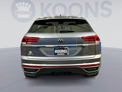 Used 2022 Volkswagen Atlas Cross Sport SE image 5