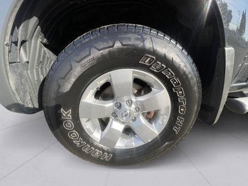 Used 2012 Nissan Xterra S w/ Value Package image 9