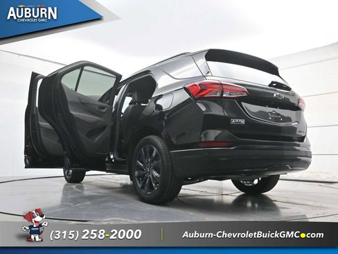 Used 2024 Chevrolet Equinox RS AWD/4WD image 35