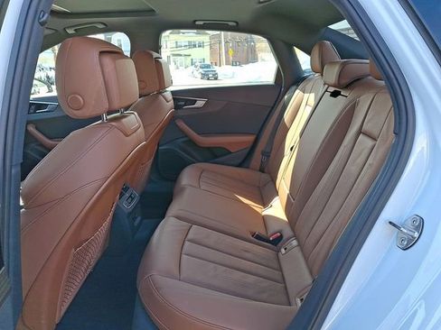 Used 2024 Audi A4 2.0T Premium image 10