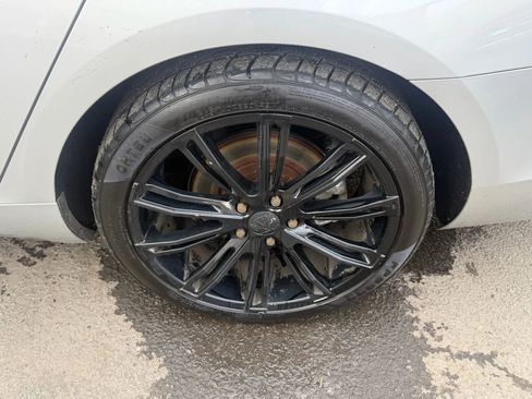 Used 2019 Cadillac XTS Luxury image 9