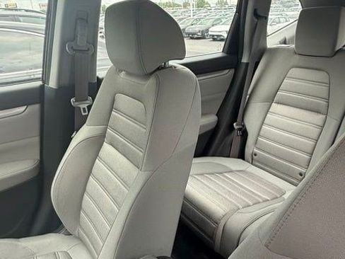 Used 2018 Honda CR-V LX image 8