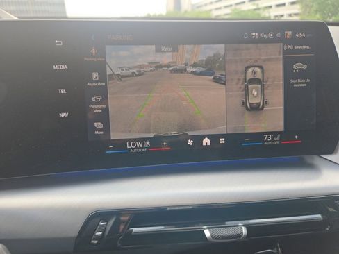 Used 2026 BMW X2 xDrive28i w/ Technology Package AWD/4WD image 13