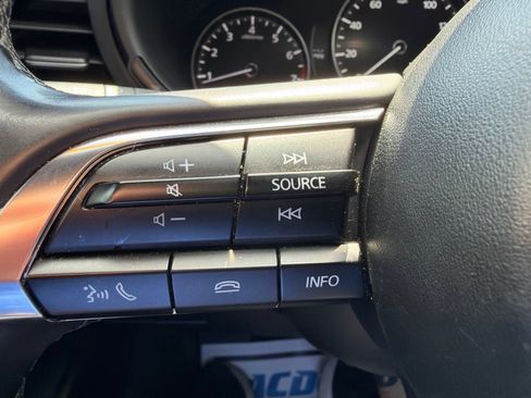 Used 2025 MAZDA MAZDA3 s Sport FWD image 14