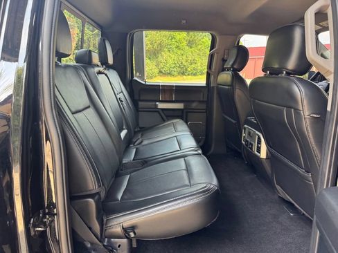 Used 2019 Ford F150 Lariat AWD/4WD image 24