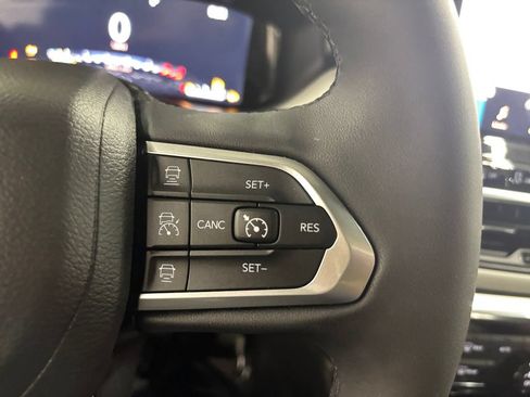 Used 2023 Jeep Compass Limited w/ Elite Group AWD/4WD image 25