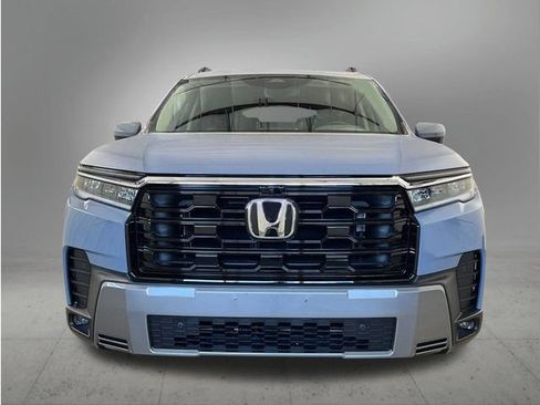 New 2026 Honda Pilot Touring image 10
