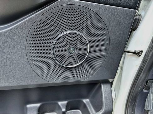 Used 2024 Ford Expedition Limited RWD image 19