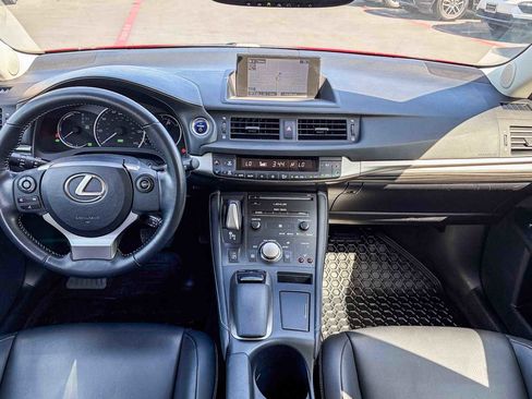 Used 2014 Lexus CT 200h image 11
