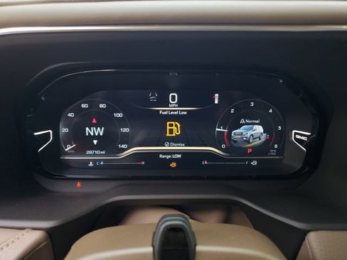 Used 2024 GMC Yukon XL Denali w/ Denali Reserve Package RWD image 30