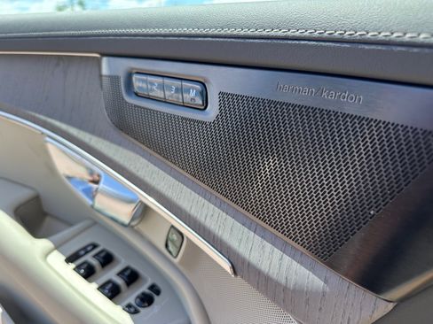 Used 2026 Volvo XC90 B6 Ultra w/ Protection Package AWD/4WD image 19