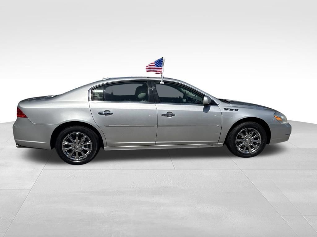 Used 2010 Buick Lucerne CXL FWD image 7