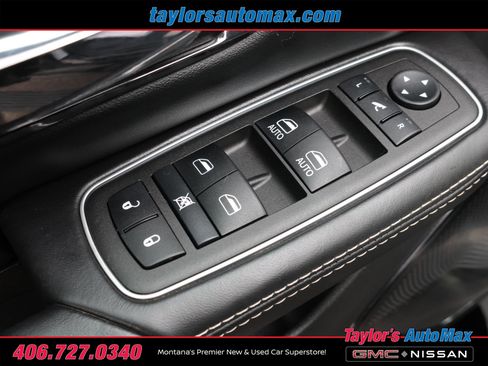 Used 2023 RAM 1500 Limited AWD/4WD image 32