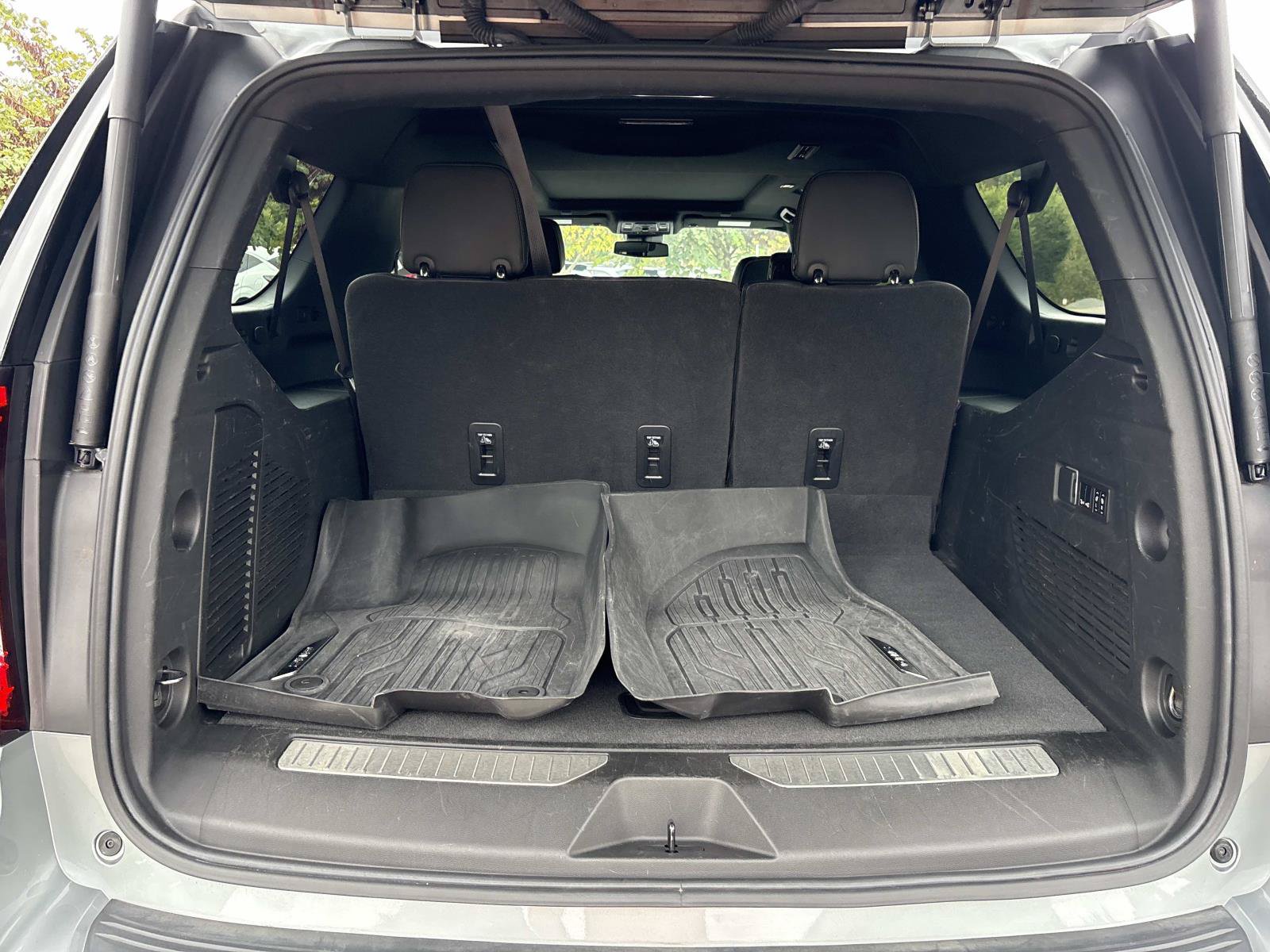 Used 2023 GMC Yukon XL AT4 AWD/4WD image 33