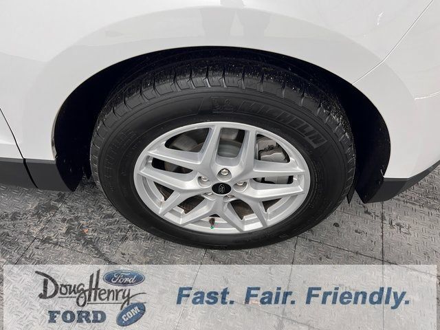 Used 2024 Ford Edge SEL AWD/4WD image 16